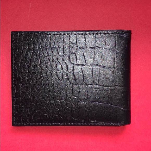 Calvin Klein Wallet - Picture 2 of 4